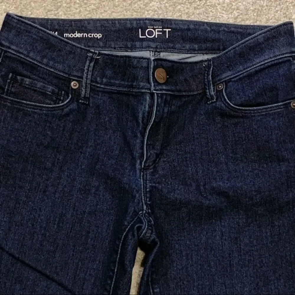 Ann Taylor Loft Modern Crop Ankle‎ Jeans 4 - Picture 3 of 10